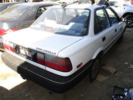 1988 TOYOTA COROLLA DX. 1.6L AUTO, COLOR WHITE, STK Z15930